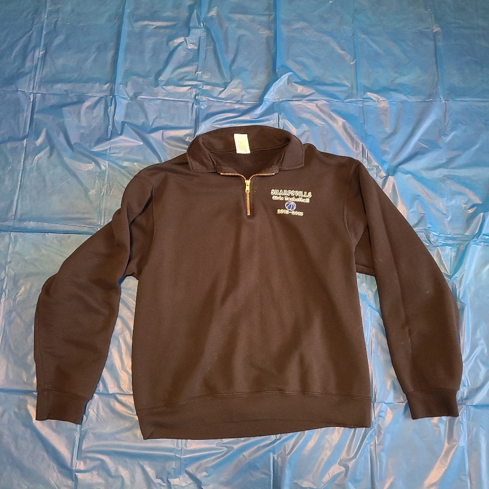 Black 1/4 zip collard high school sweatshirt